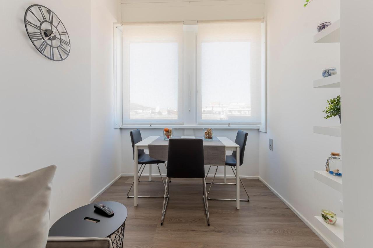 Piazza Salotto & Stazione Comfy Apartment Pescara Bagian luar foto