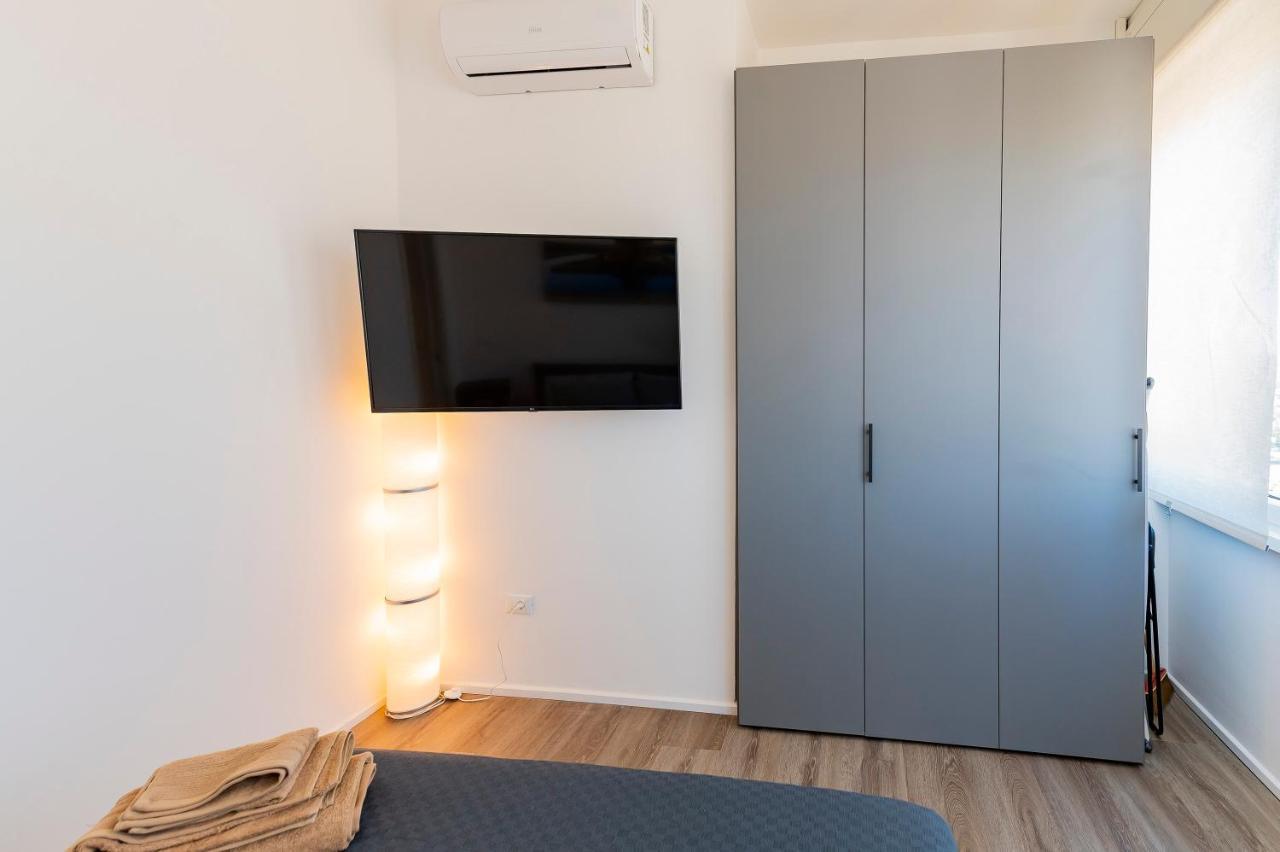 Piazza Salotto & Stazione Comfy Apartment Pescara Bagian luar foto