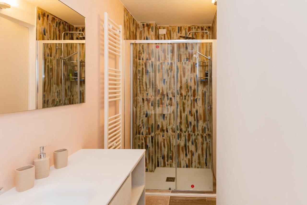Piazza Salotto & Stazione Comfy Apartment Pescara Bagian luar foto